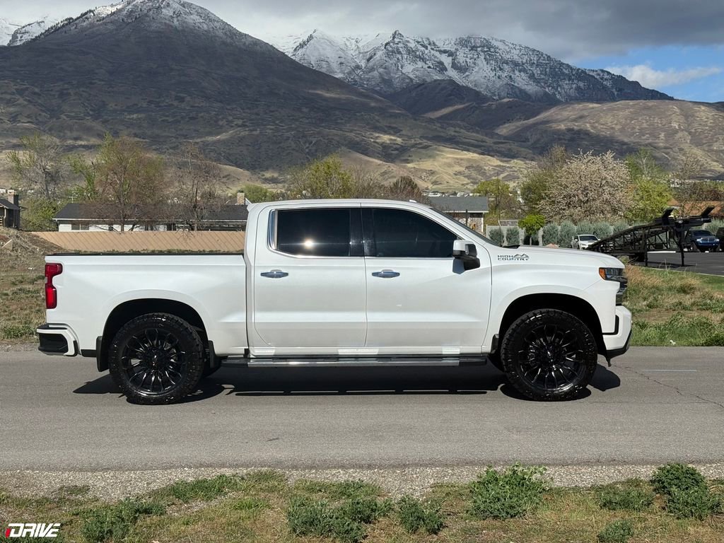 Used 2019 Chevrolet Silverado 1500 High Country w/ Technology Package image 8
