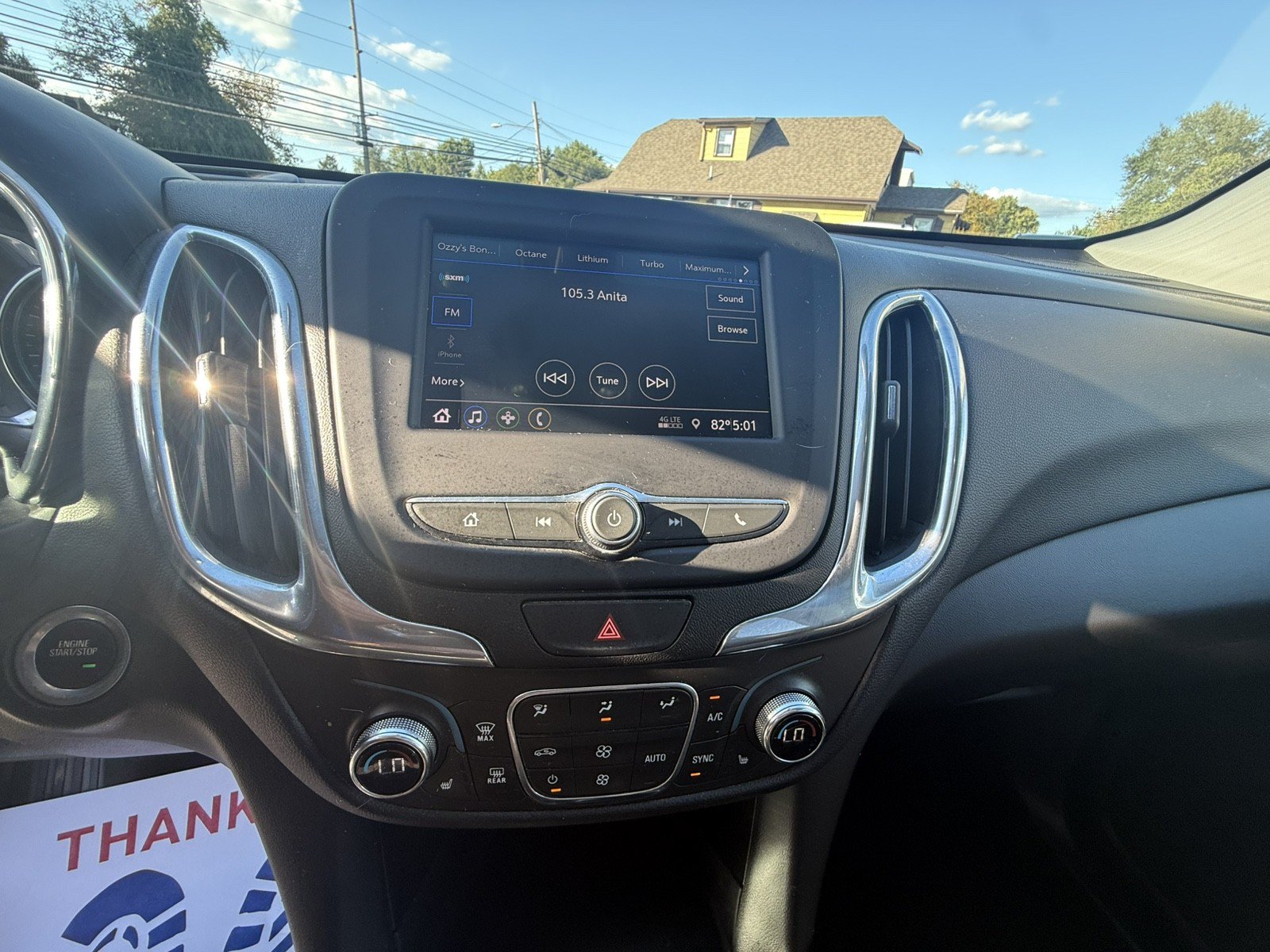 Used 2020 Chevrolet Equinox LT AWD/4WD image 11