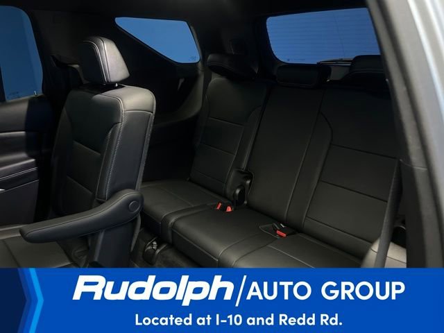 Used 2025 Chevrolet Traverse LT image 31