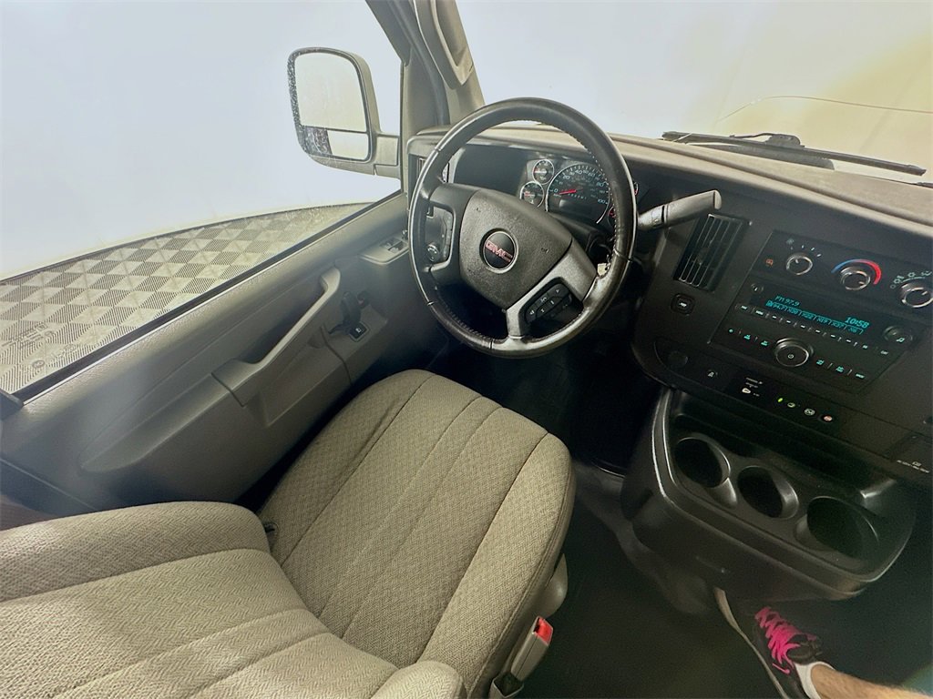 Used 2023 GMC Savana 2500 w/ Driver Convenience Package image 9