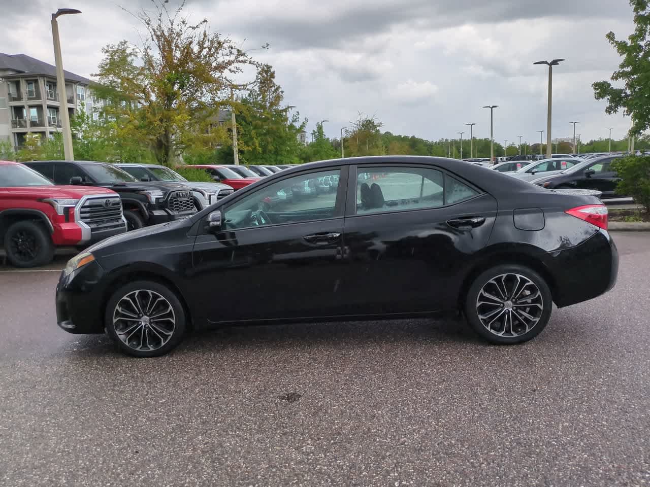 Used 2016 Toyota Corolla S FWD image 3