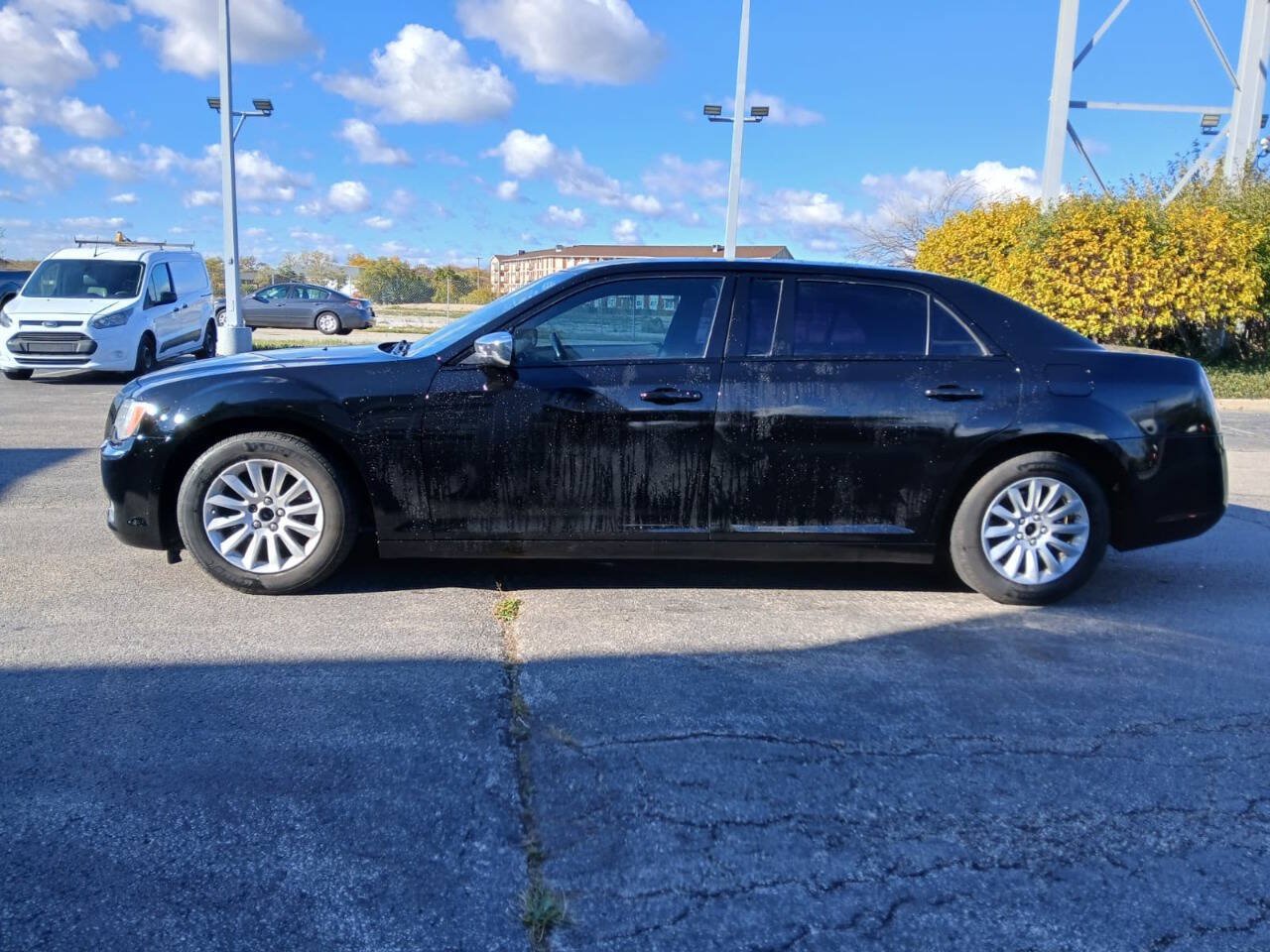 Used 2013 Chrysler 300 RWD image 4