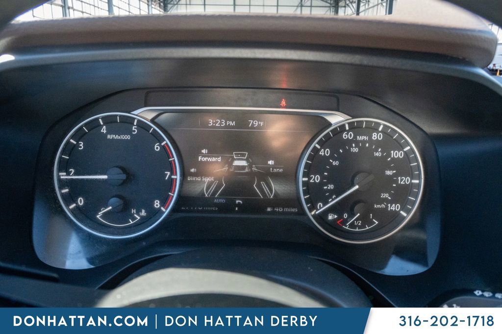 Used 2023 Nissan Rogue SV image 6