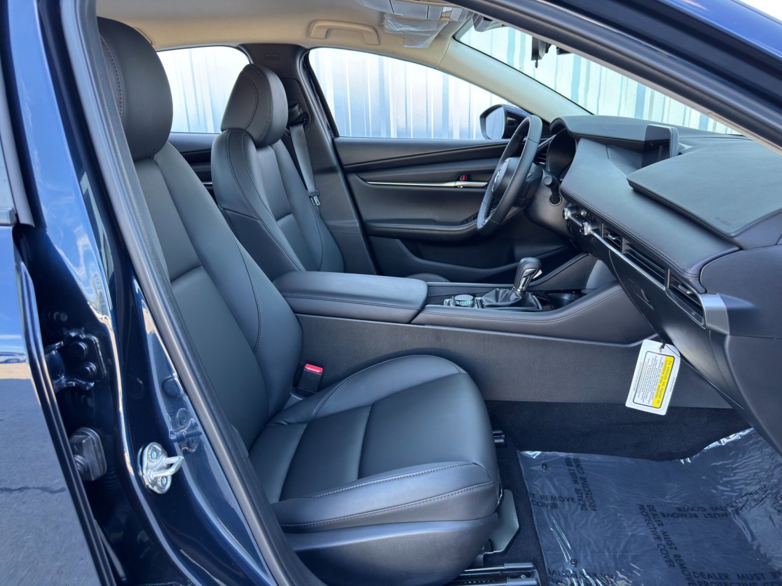 Used 2025 MAZDA MAZDA3 s image 14