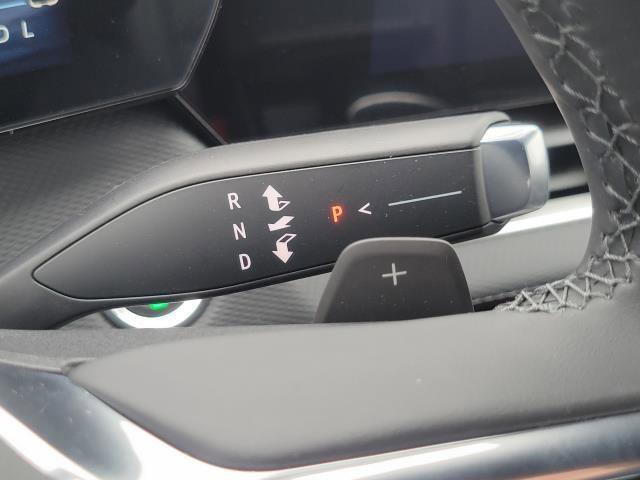 New 2026 Chevrolet Equinox LT w/ Convenience Package II image 16