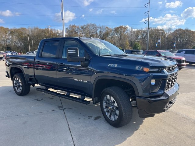 Used 2023 Chevrolet Silverado 2500 Custom w/ Custom Convenience Package image 9