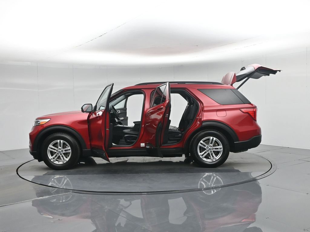 Certified 2020 Ford Explorer XLT w/ Equipment Group 202A image 42