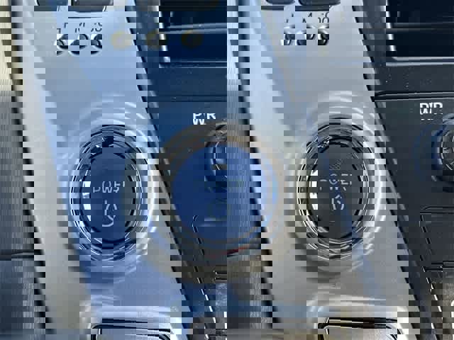 Used 2013 Toyota Prius V Five image 9