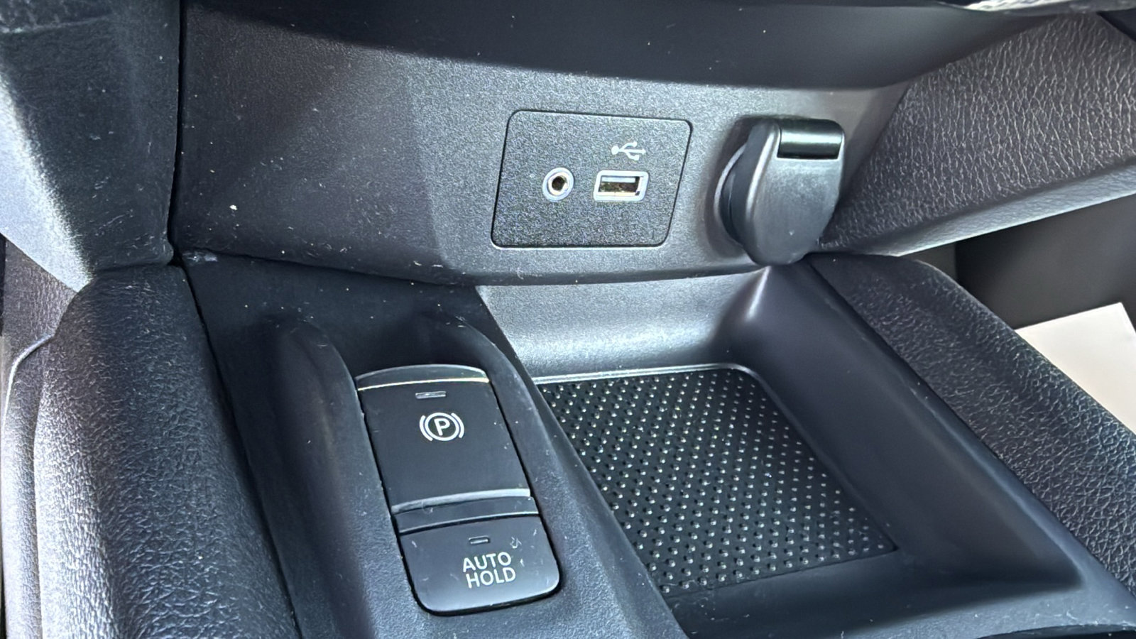 Used 2022 Nissan Rogue Sport SL image 17