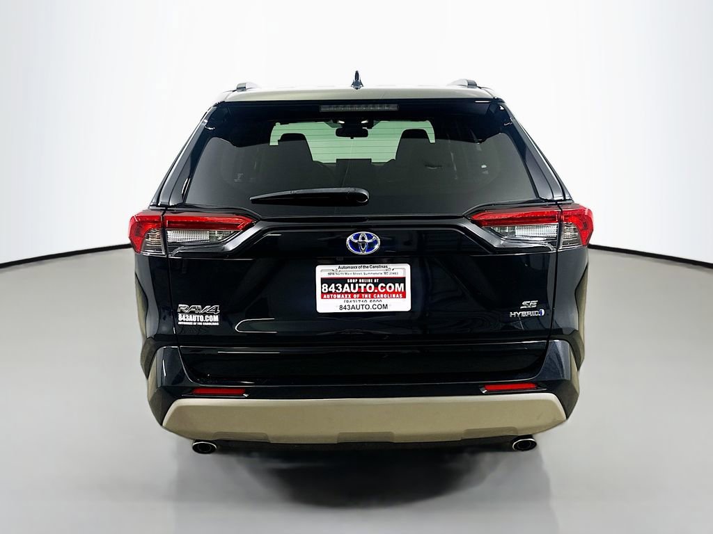 Used 2022 Toyota RAV4 SE w/ Convenience Package image 6