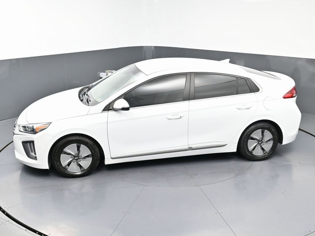 Used 2021 Hyundai Ioniq SE image 44