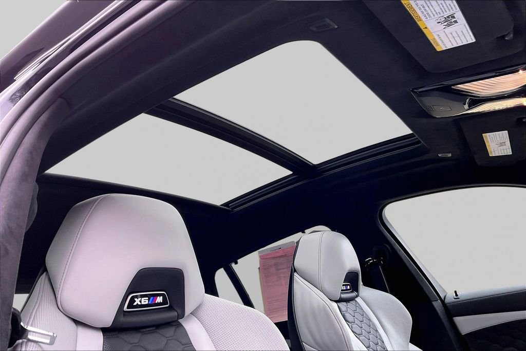 Used 2022 BMW X6 M Competition w/ Competition Package image 27