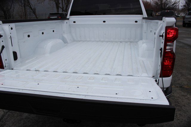 Used 2024 Chevrolet Silverado 2500 LT w/ Convenience Package image 14