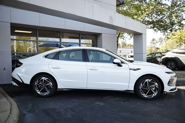 New 2026 Hyundai Sonata SEL FWD image 3