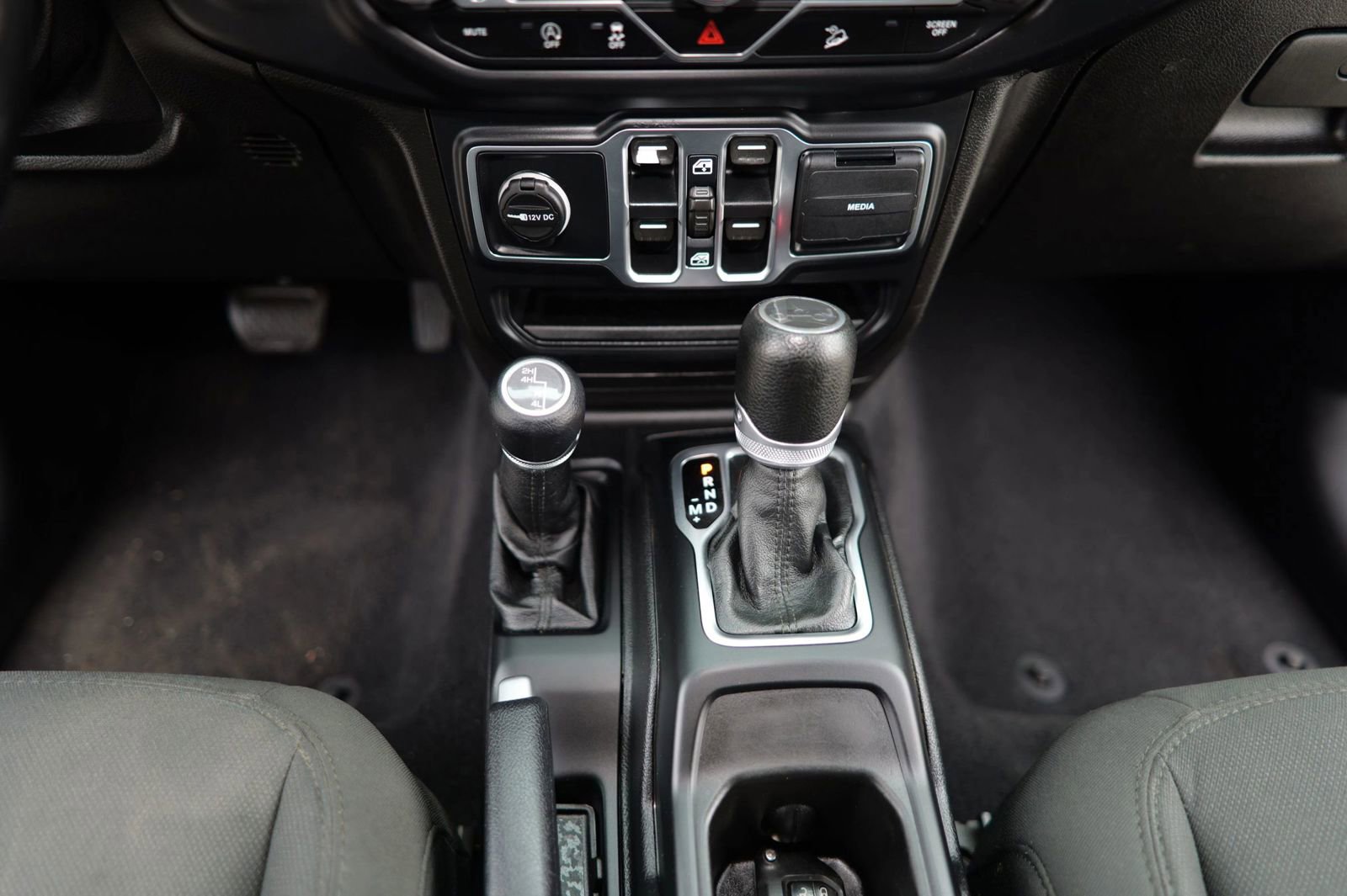 Used 2019 Jeep Wrangler Unlimited Sport S image 21