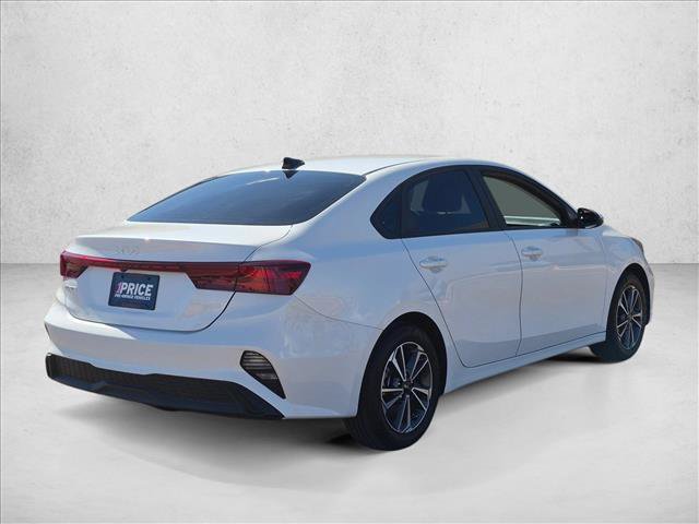 Used 2024 Kia Forte LXS w/ LXS Technology Package FWD image 5
