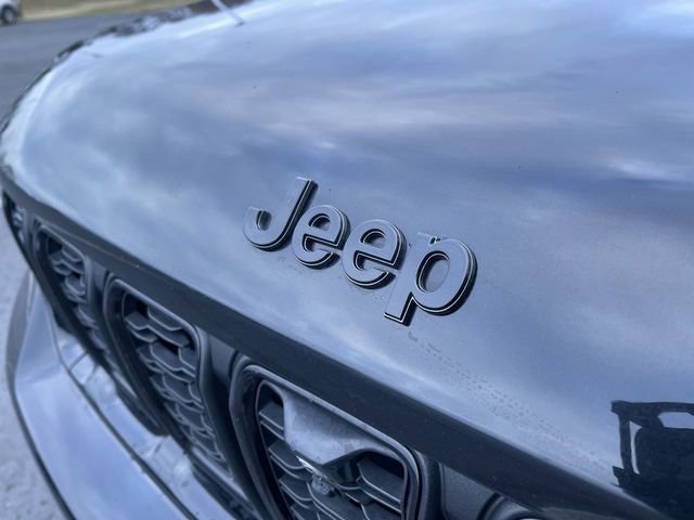 Used 2023 Jeep Grand Cherokee Limited w/ Luxury Tech Group II image 30