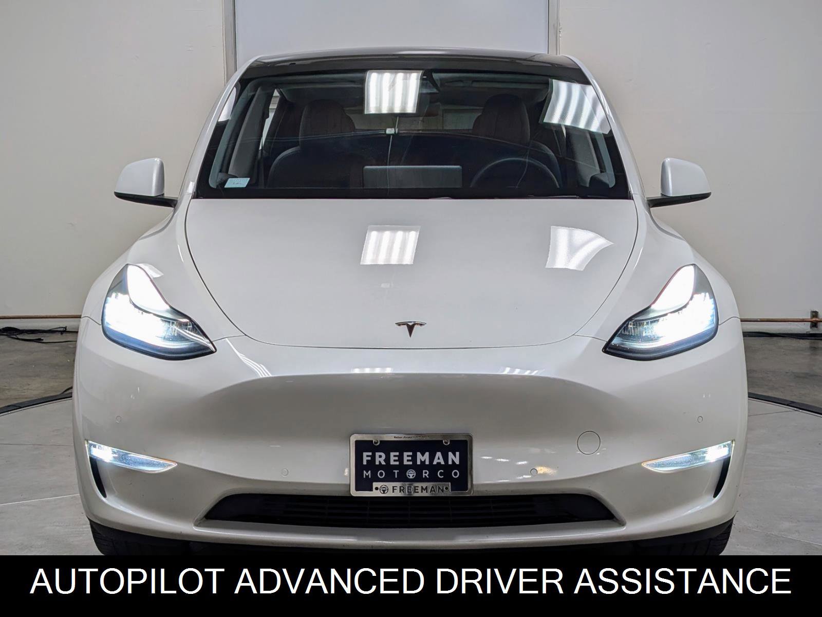Used 2020 Tesla Model Y Long Range image 3