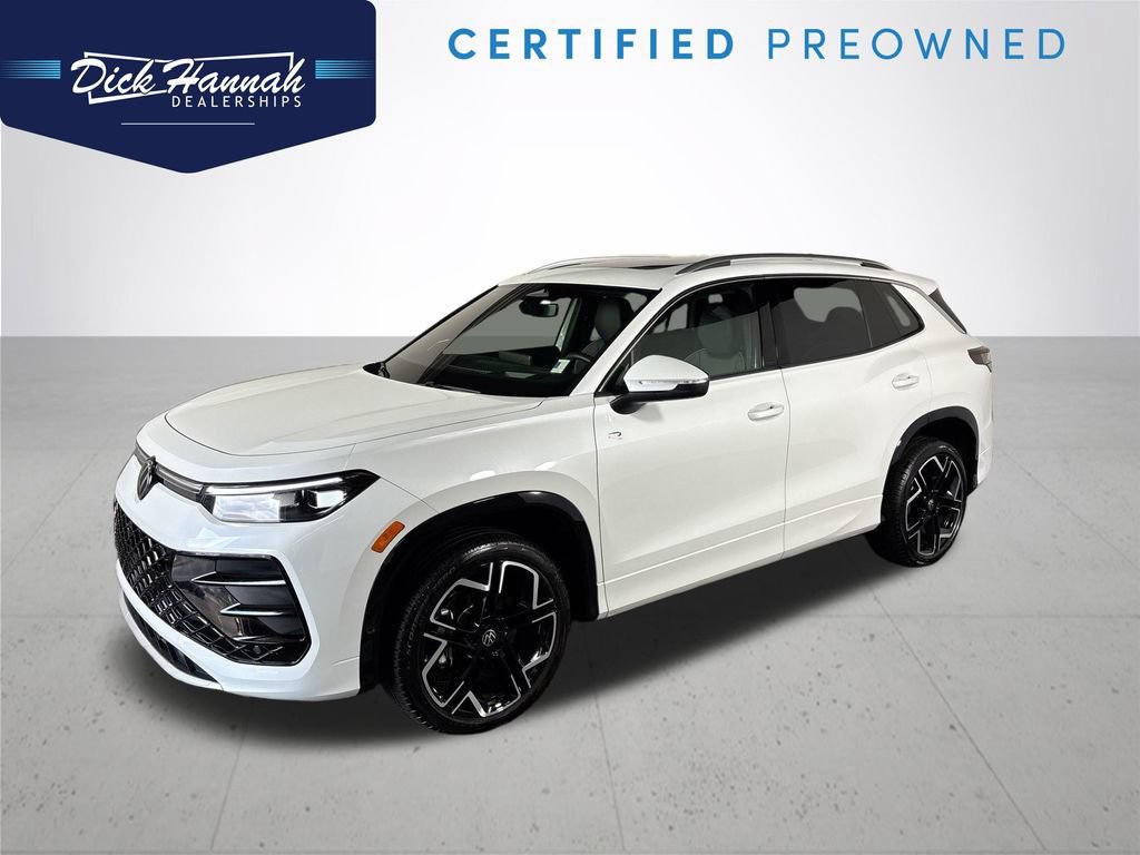 Certified 2025 Volkswagen Tiguan SEL R-Line AWD/4WD image 1