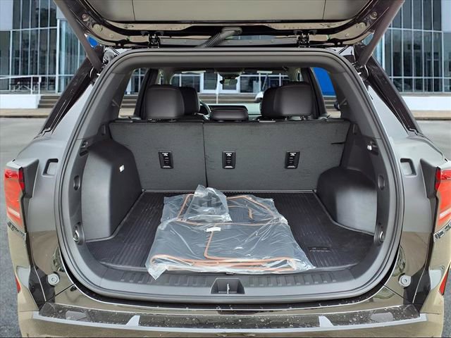 New 2026 GMC Terrain AT4 w/ Technology Package II image 27