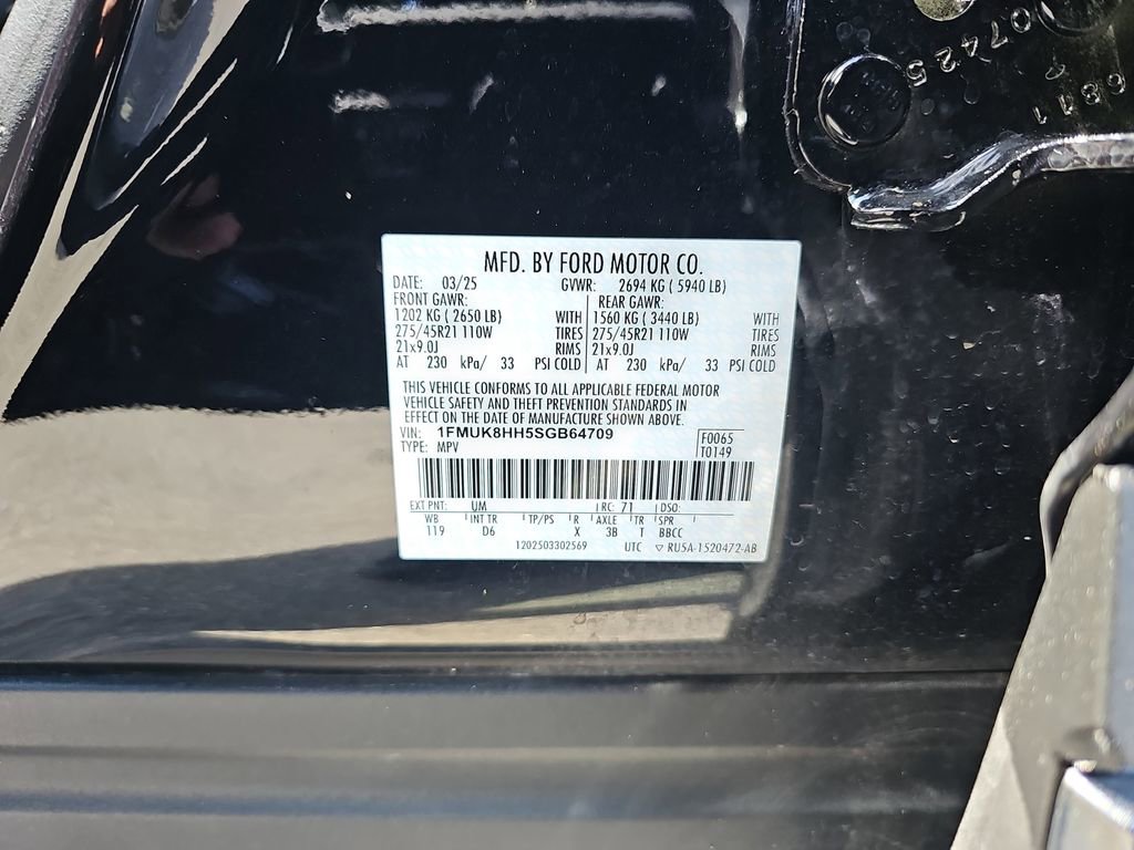 Used 2025 Ford Explorer Platinum w/ LUX Leather Package image 40