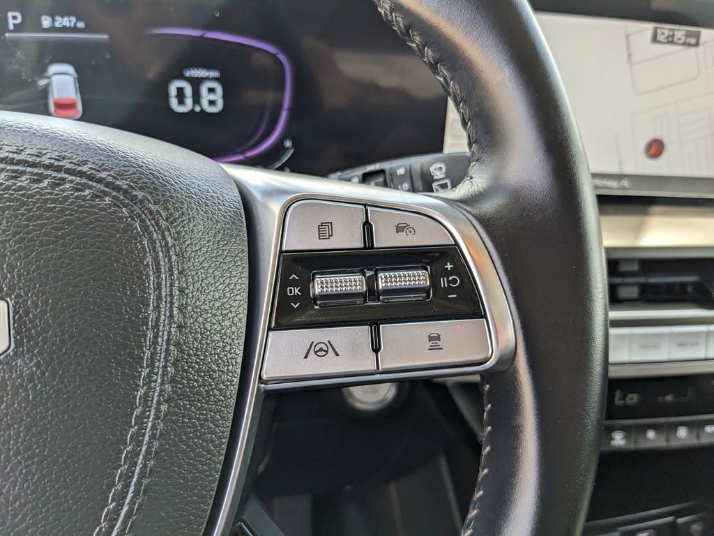 Certified 2025 Kia Telluride LX image 33