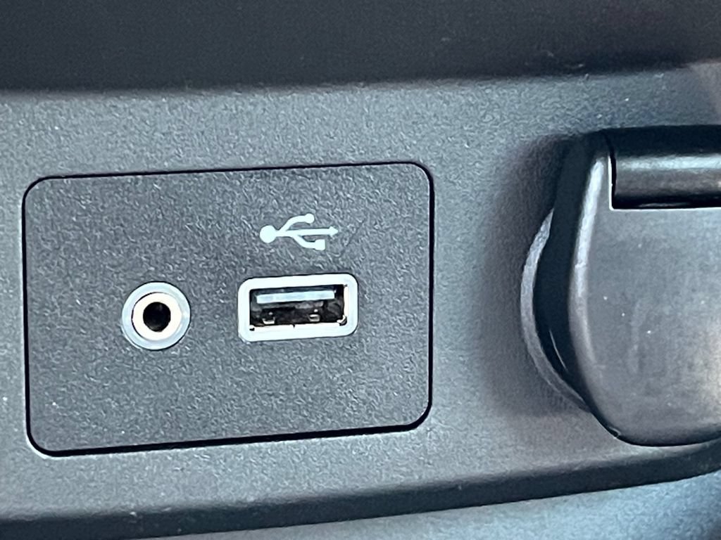 Used 2021 Nissan Rogue Sport SV FWD image 6
