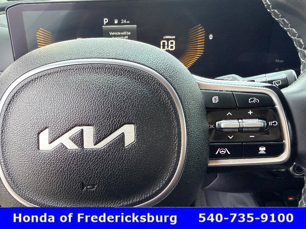 Used 2025 Kia Sorento EX w/ Panoramic Sunroof Package FWD image 36