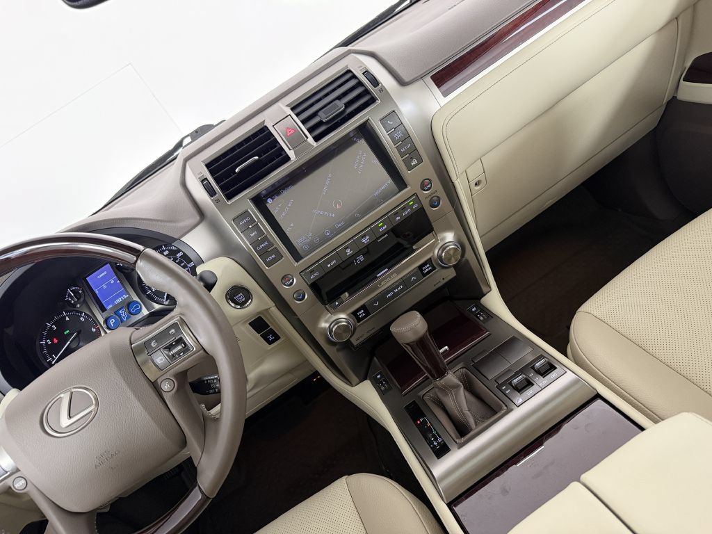 Used 2018 Lexus GX 460 Premium AWD/4WD image 30