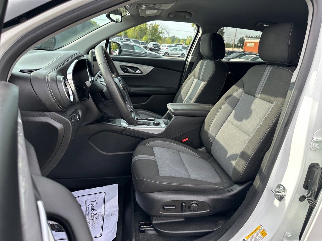 Used 2023 Chevrolet Blazer LT w/ Convenience Package image 18