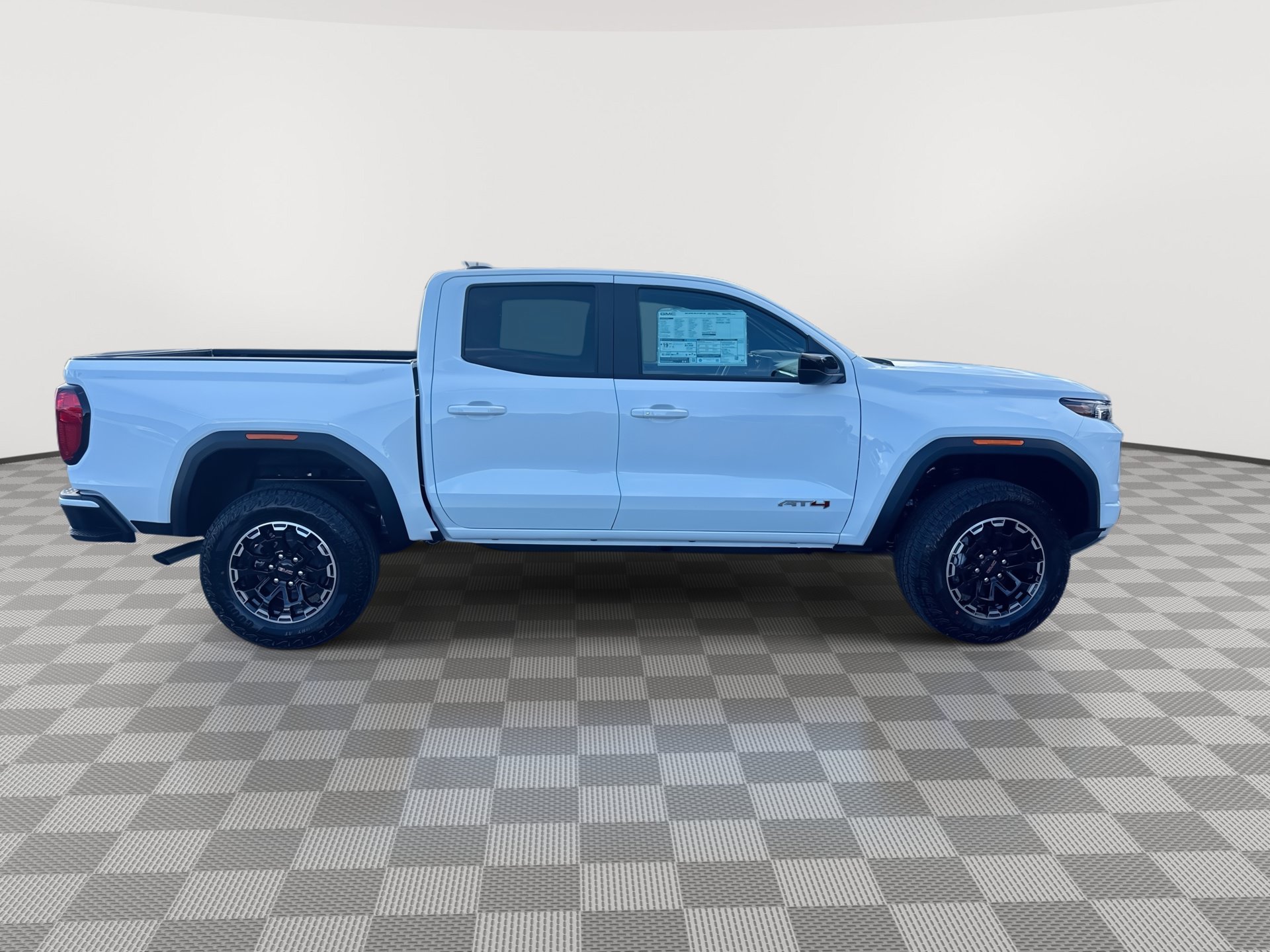New 2026 GMC Canyon AT4 AWD/4WD image 9