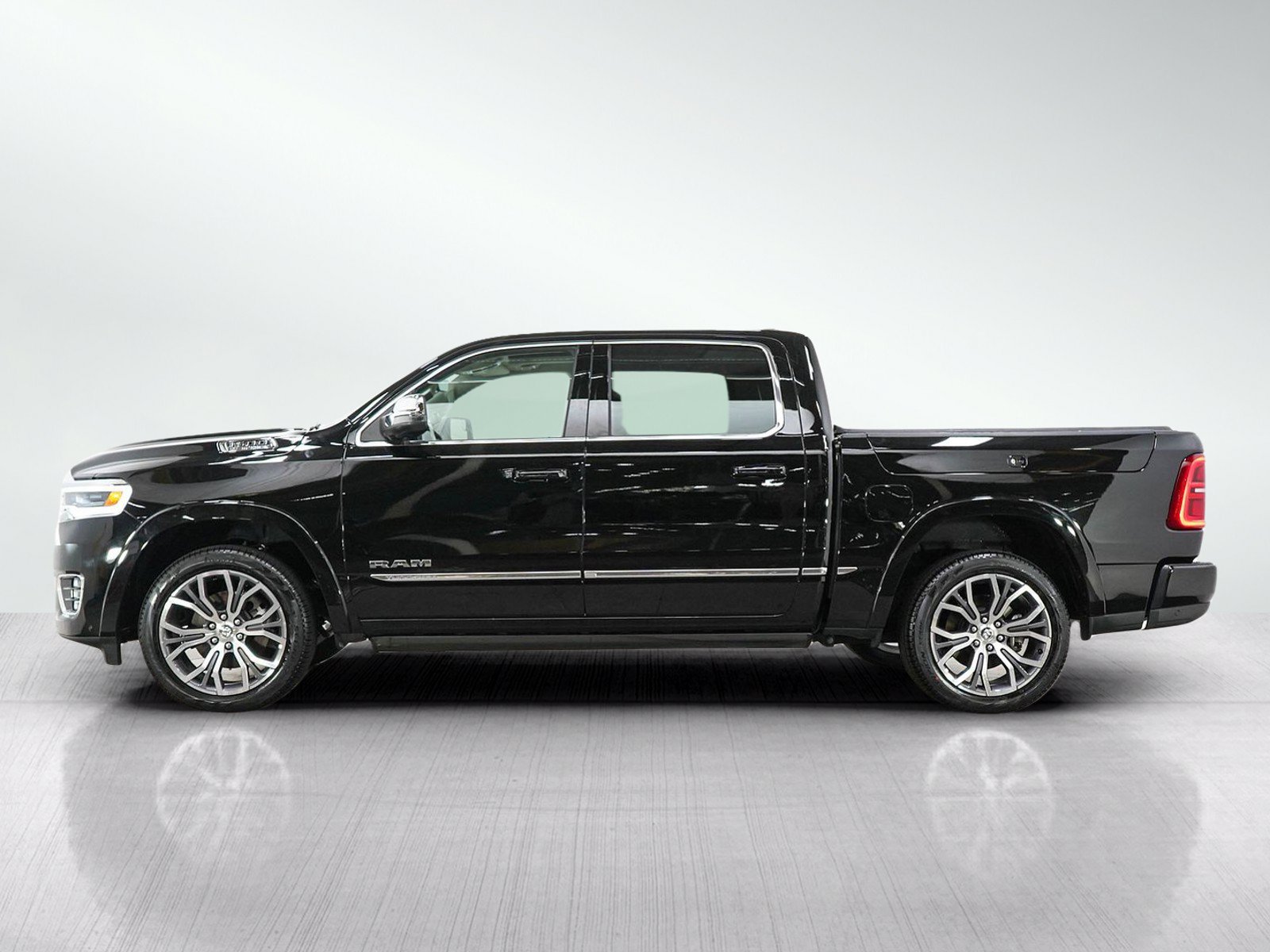 Used 2025 RAM 1500 Tungsten w/ Trailer Tow Group AWD/4WD image 2
