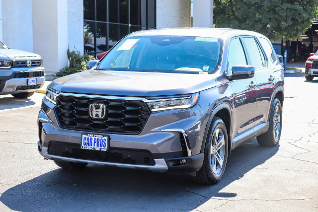 Used 2025 Honda Pilot EX-L image 4