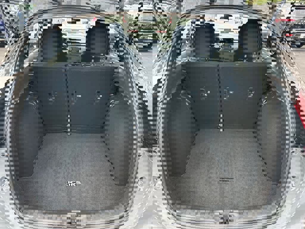 Used 2024 Nissan Kicks SR image 22