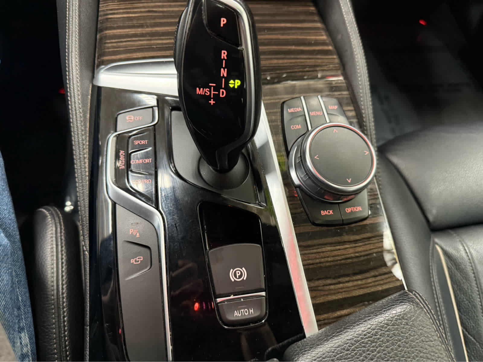 Used 2018 BMW M550i xDrive image 29