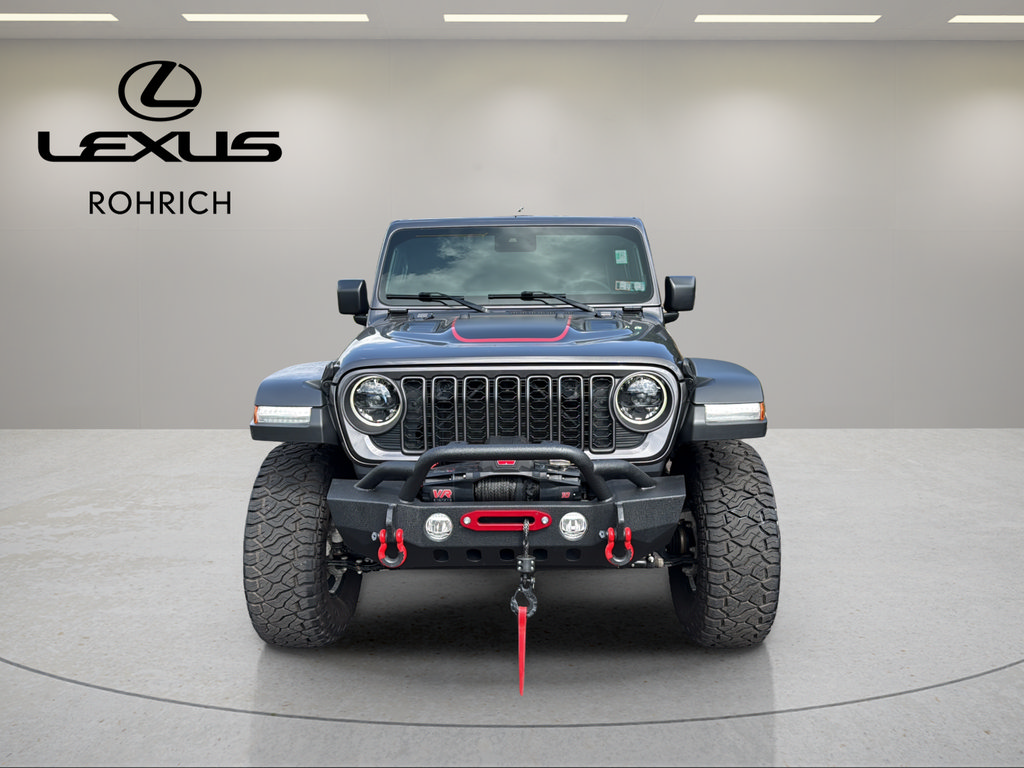 Used 2024 Jeep Wrangler Unlimited Rubicon AWD/4WD image 2