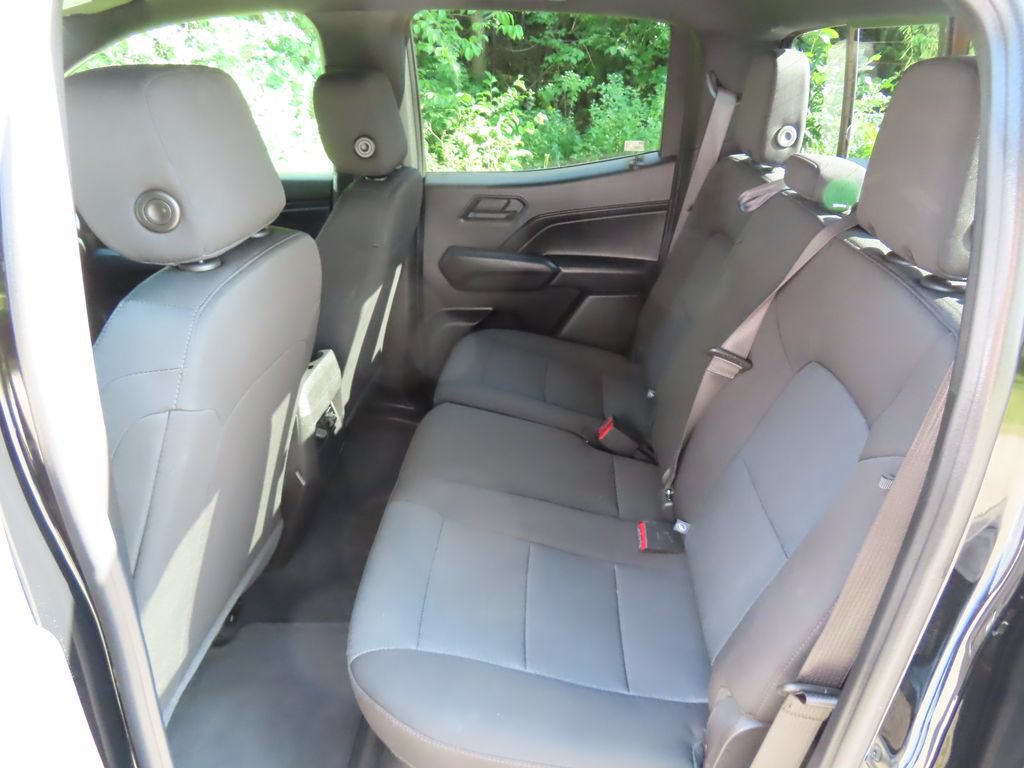 Used 2024 Chevrolet Colorado Trail Boss w/ Technology Package AWD/4WD image 26