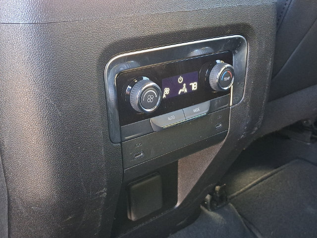Used 2025 Chevrolet Tahoe Z71 AWD/4WD image 18