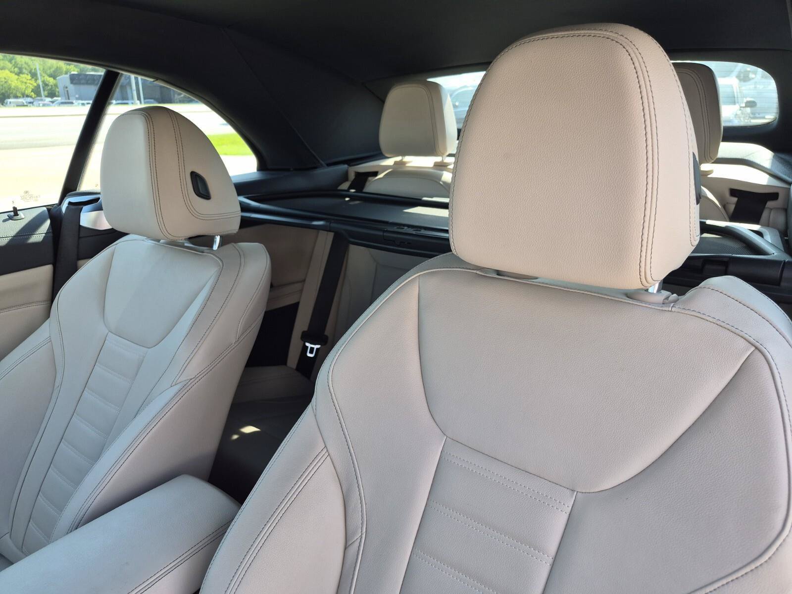 Used 2023 BMW 430i Convertible w/ Premium Package RWD image 13