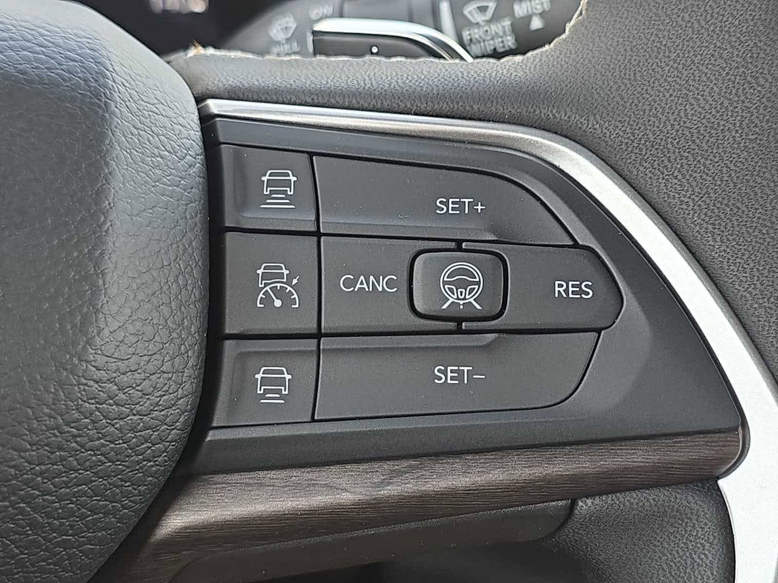 New 2026 Jeep Grand Cherokee Altitude AWD/4WD image 49