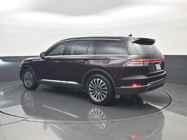 Used 2023 Lincoln Aviator AWD w/ Premium Package image 7