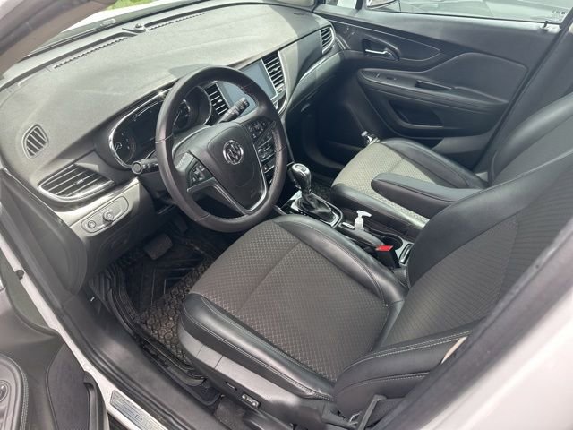 Used 2020 Buick Encore Preferred w/ Safety Package FWD image 18