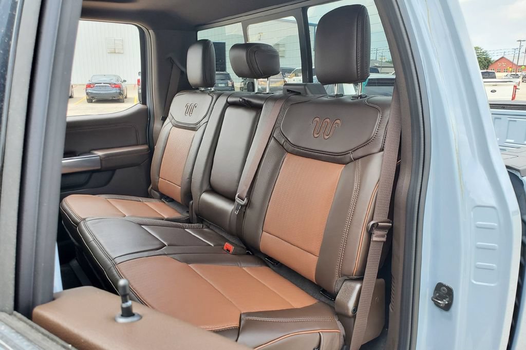 New 2026 Ford F250 King Ranch w/ Chrome Package AWD/4WD image 15