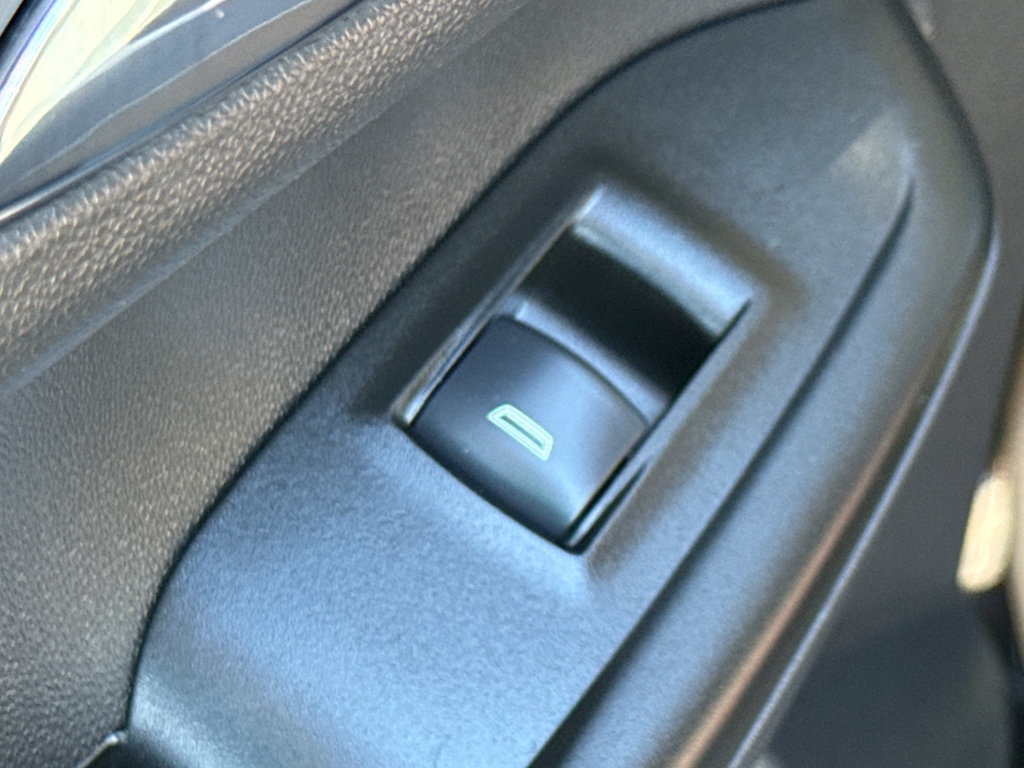Used 2023 Chevrolet TrailBlazer LT w/ Convenience Package image 30