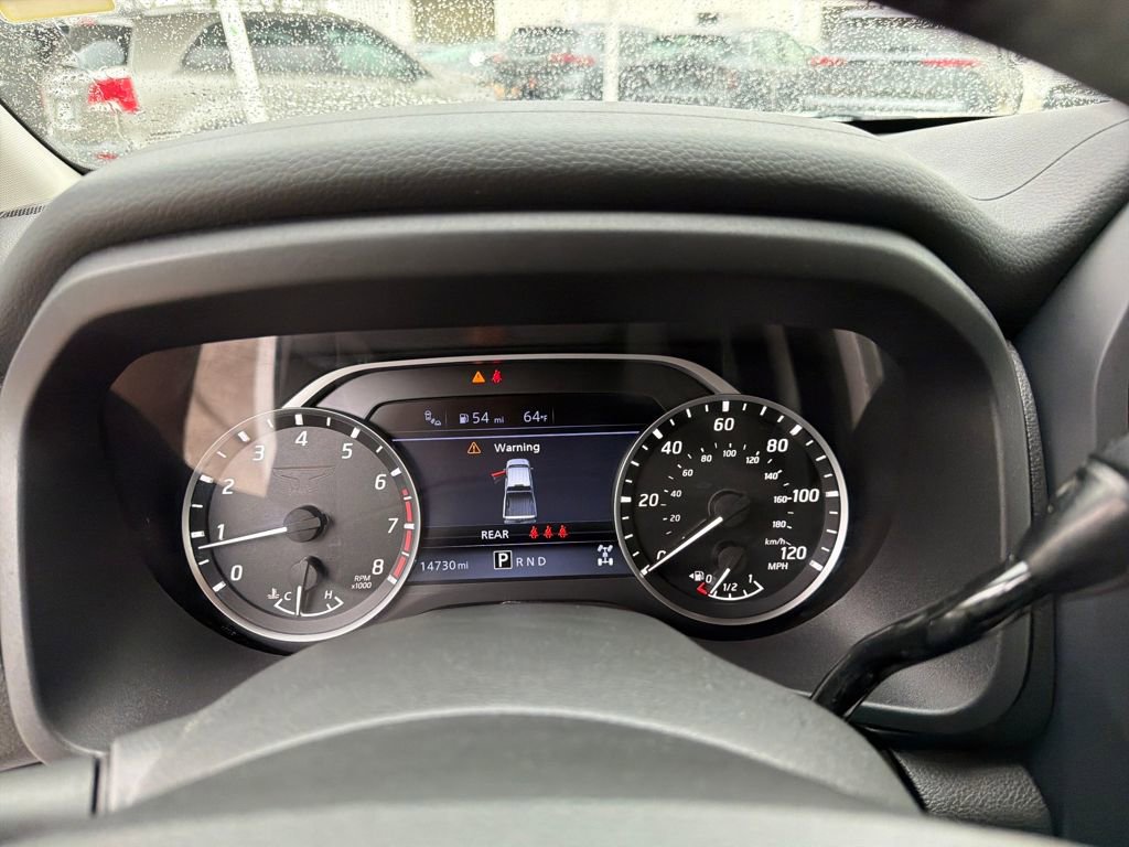 Used 2024 Nissan Titan SV w/ SV Convenience Package image 24