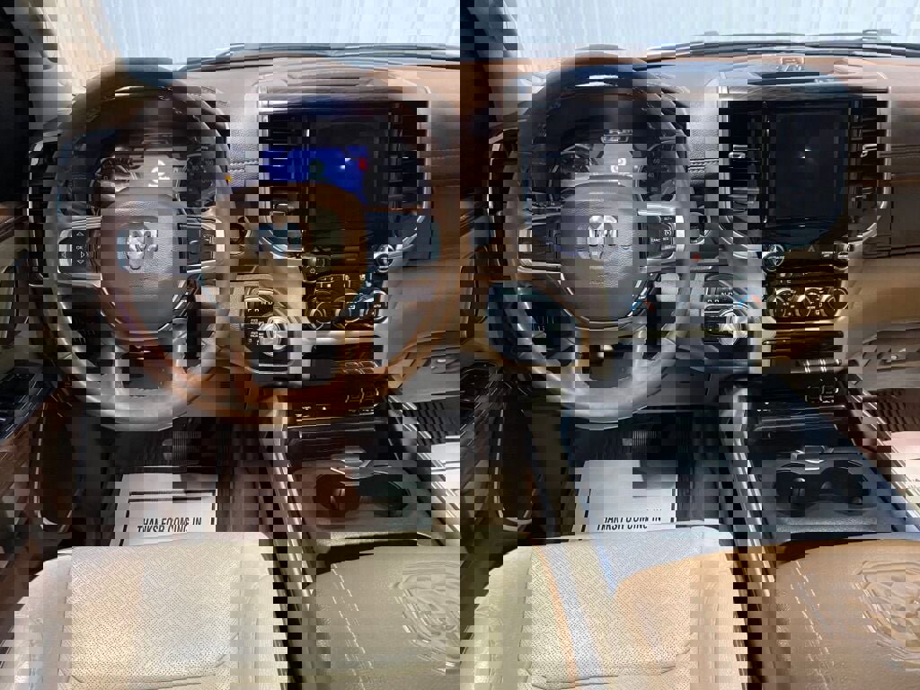 Used 2019 RAM 1500 Laramie image 7