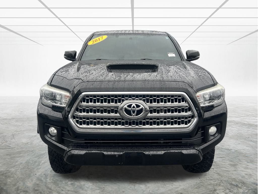 Used 2017 Toyota Tacoma TRD Sport w/ Tow Package image 10