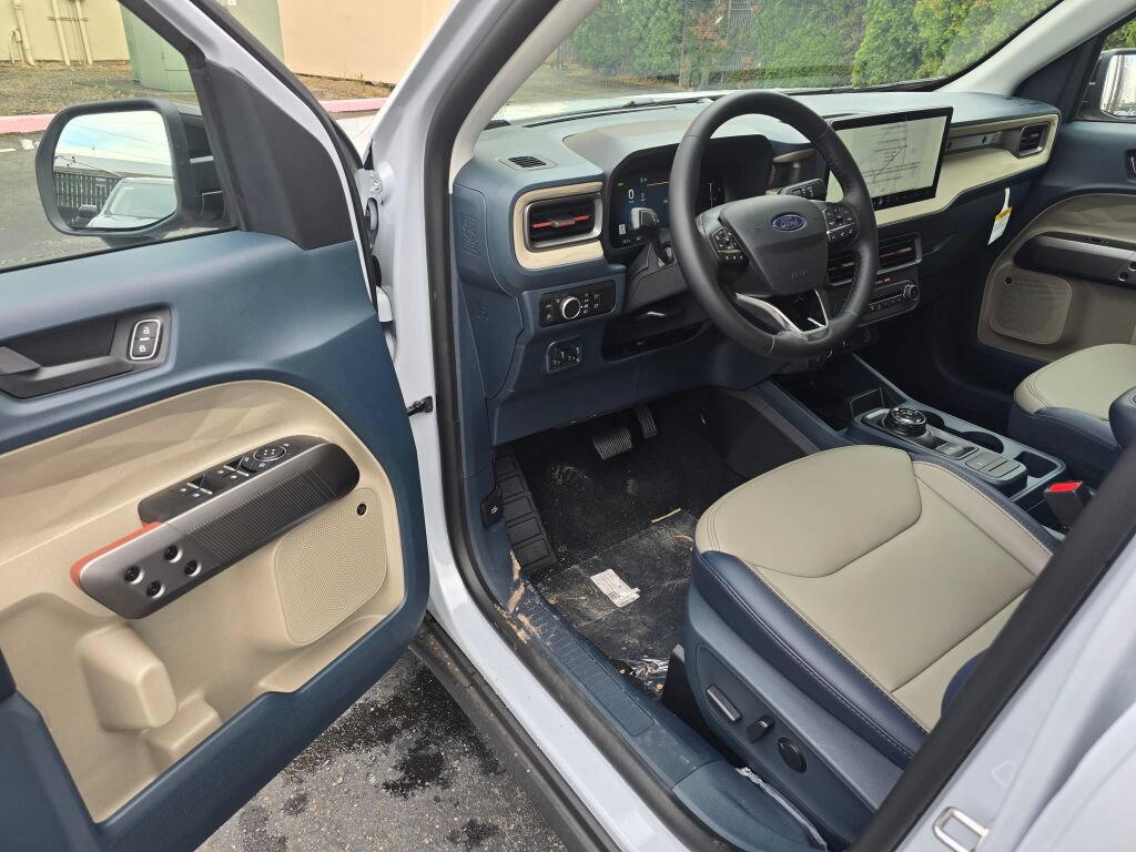 New 2026 Ford Maverick Lariat w/ 4K Tow Package AWD/4WD image 16