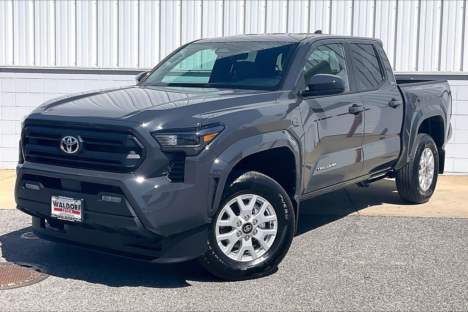 New 2026 Toyota Tacoma SR5 AWD/4WD image 2