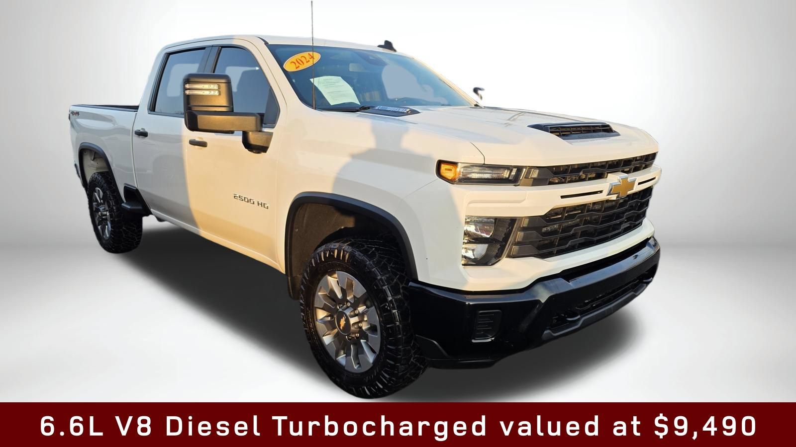 Used 2024 Chevrolet Silverado 2500 Custom w/ Custom Value Package AWD/4WD image 4